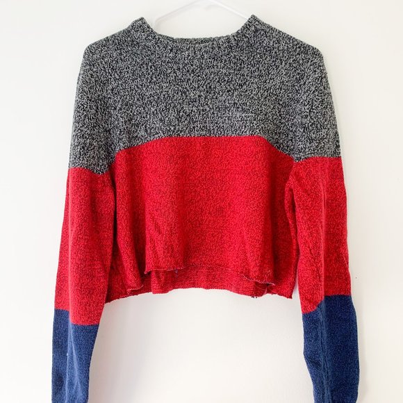 Old Navy Sweaters - Old Navy Cropped Sweater